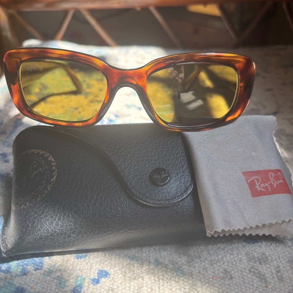 RAY BAN RB 4122 Polished Havana